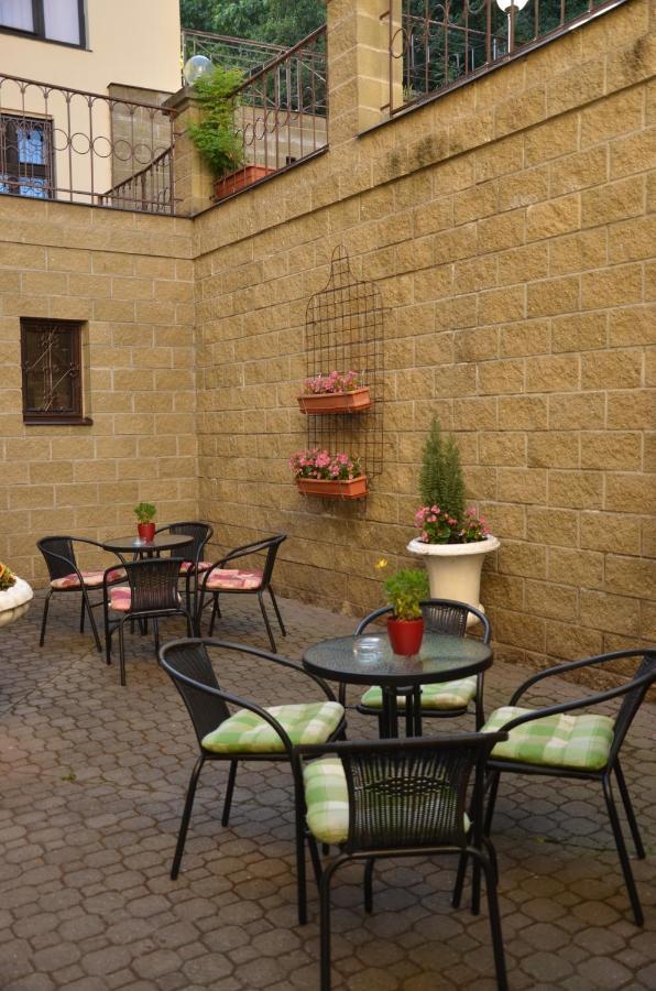 Hotel Paradies Teplice Bagian luar foto
